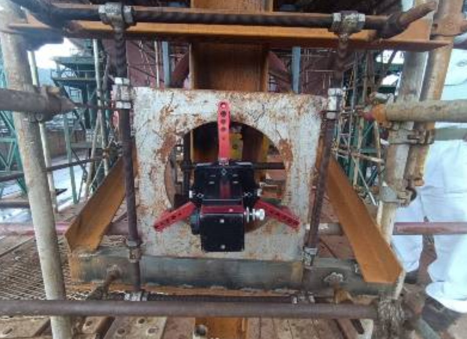 艉管同心度测量