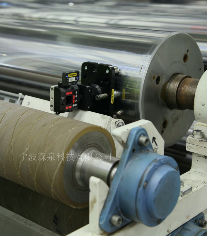 辊子平行度测量指南